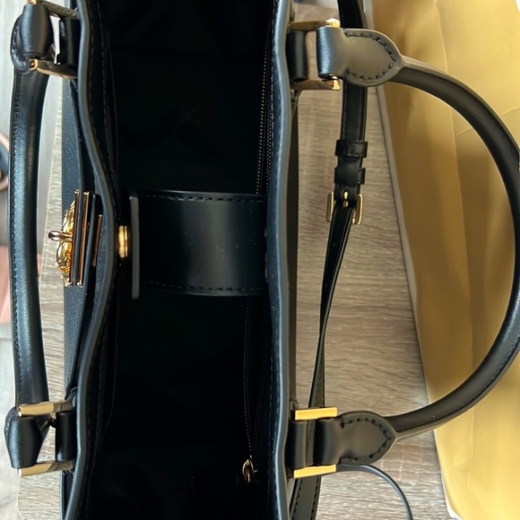 Michael Kors bag/purse - Picture 2 of 6